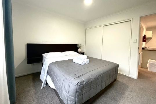 self-contained accommodation in Christchurch